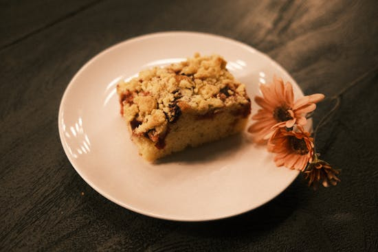 Fall-Inspired Apple Spice Coffee Cake